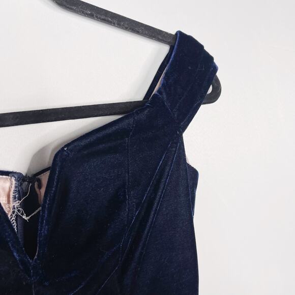 City Studios Juniors Size 5 Blue Velvet Off The Shoulder Gown Dress Split V Neck - Picture 6 of 14